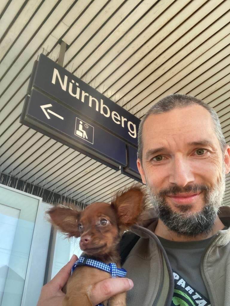 Germany_President_russian toy puppy travel2