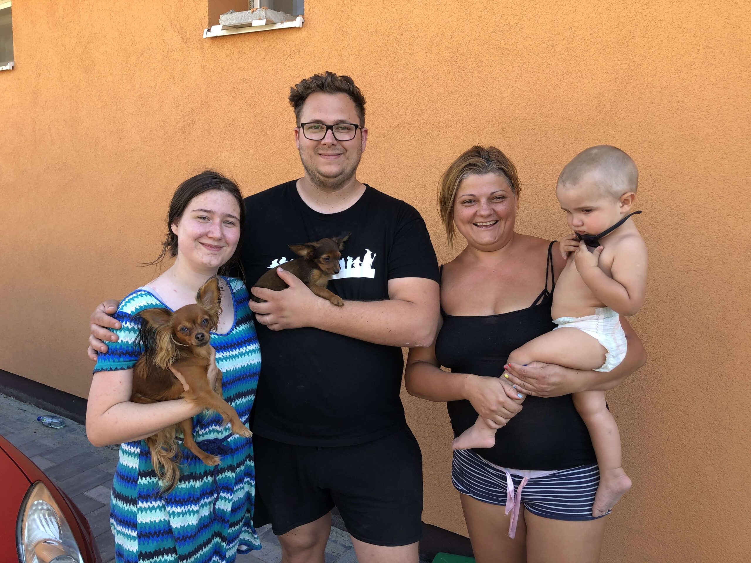 Hungary_Galaxy and Dollar_owner visit us and get russian toy puppy 1